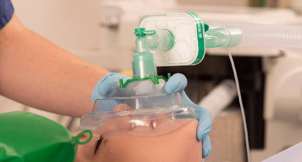 Multipac® Compact ll Anesthesia Breathing System (2 patient packs: 1 Filta-Therm™ HMEF 1941000, 1 anesthesia mask elbow & 1 Economy size 4 anesthetic face mask 1515000), 1 Compact ll breathing circuit 118 inches, w/ parallel Y-Piece and end cuffs, 3 L latex free reservoir bag and 3m monitoring line